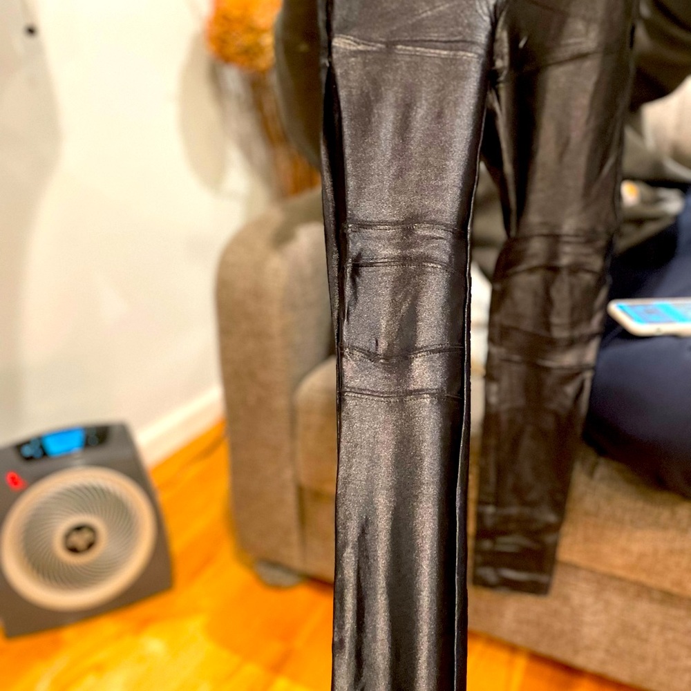 Koral brand new leggings